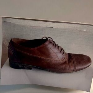 Maison Margiela distressed,  laced up leather Derby shoes size US 10 Euro 44